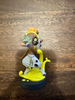Nintendo Splatoon Frye Amiibo Figure